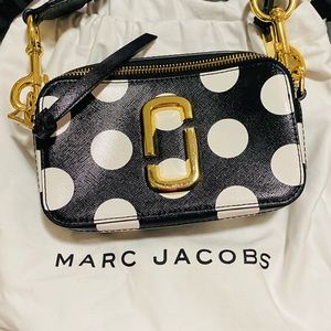 Marc Jacobs “Snapshot” purse